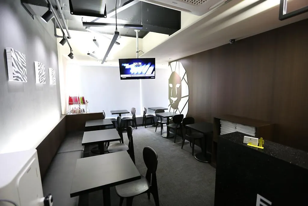 Philstay Ehwa Boutique - Female Only Seoul